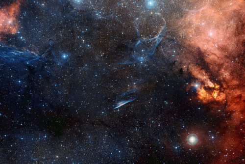 just–space: Wide-field view of the Pencil Nebulajs 