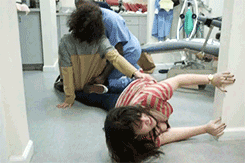 imamafuckinpharaoh:  fuckyeahmytwistedmind:  blackjackmothafucka:  EXACTLY WHAT BEING A THIRD WHEEL FEELS LIKE  ummm I think they want her for a 3some  Hannibal Buress was pulling her back 