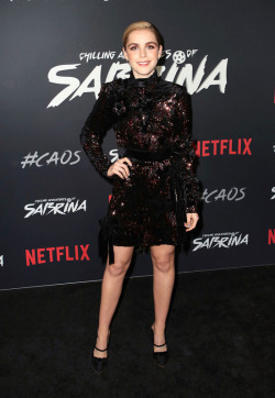 yasfashionrealness:  Kiernan Shipka in Elie Saab.