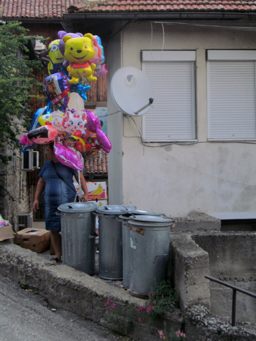 A woman with balloons in Veliko Tarnovo, Bulgaria 2017.