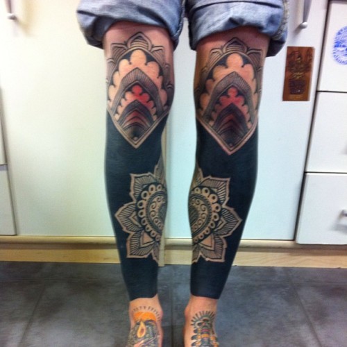 karlfrey:  #blackwork #mandala #karl1211 #karlfrey 
