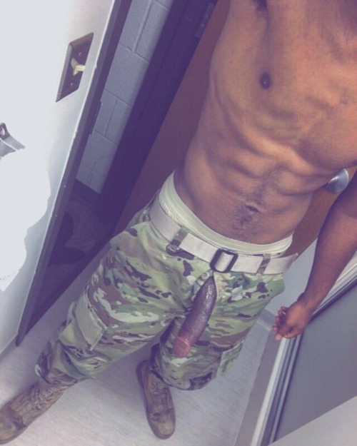 pullback718:  Military 🍆