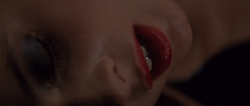 sesiondemadrugada: Blue Velvet (David Lynch, 1986).