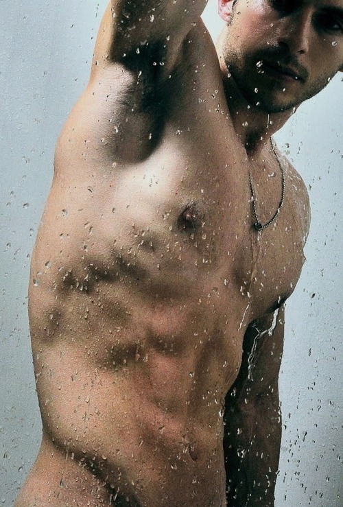 they-all-do-it-like-that:  Follow me:http://they-all-do-it-like-that.tumblr.com