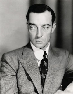summers-in-sunnydale:  Buster Keaton, c.1930