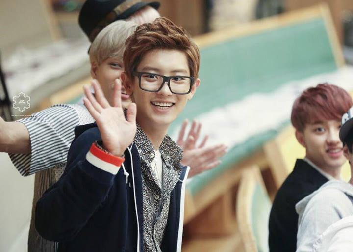 foreverhappyvirus61:  His smile makes my day ,every day ^_^  (that’s why i am