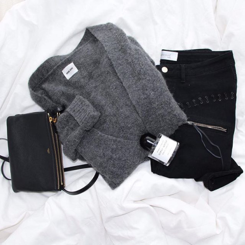 lovinqly:  infiniety: Tomorrow is the new today Click Here For a Promo