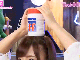 masatokusaka:  The theme for this episode’s food report segment was “companions for bread,” and the first thing Ayachan tried was Marshmallow Fluff! When Ayachan opened up the vanilla Marshmallow Fluff, she said that it seemed like ointment! After