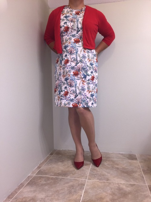 Porn phcc-sub:New floral sheath dress for the photos