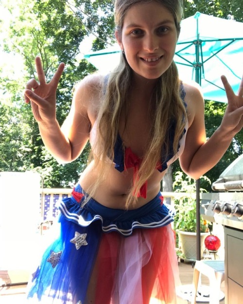 Happy 4th of July from sailor independence! Lmao have a good one!! #anime #manga #cosplay #cosplayph