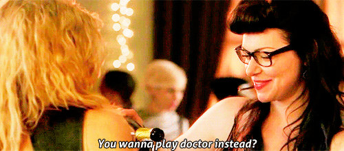 lipstick-lesbian:  ♀♡♀