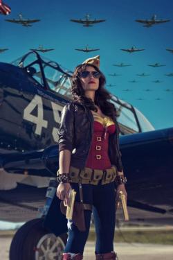  Amazing WWII Wonder Woman cosplay by Jessica LG   Help I just boner