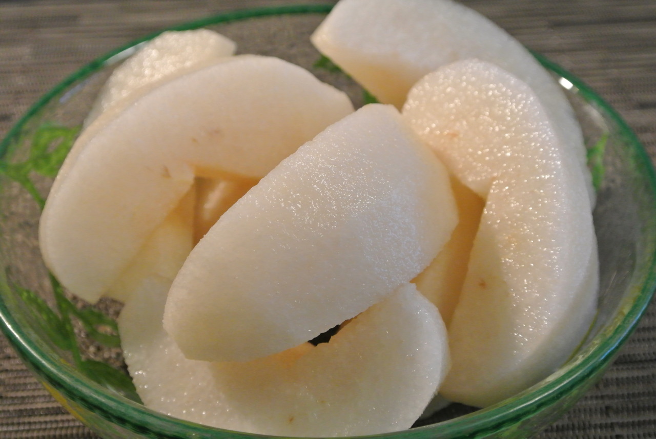 chuck-snowbug:  Fruit Paradise 2014: Part 4 - Watermelon, Asian Pear, Apple &amp;