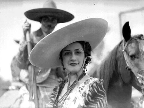 cazadordementes:  Chinas poblanas, 1930s