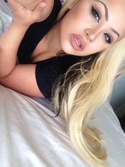 Dollsofbeauty:  Jaylenejoybeligan1337:  Yknow When You Feel So Unattractive You Start