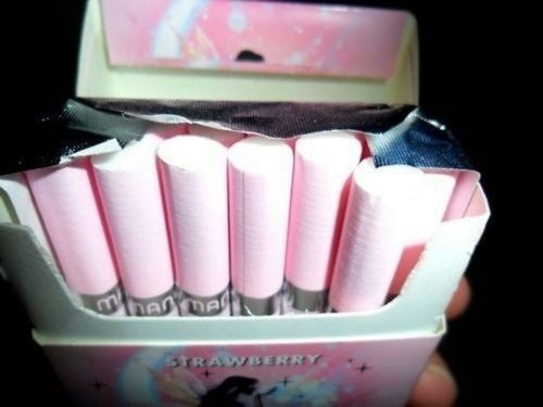 aciddaisies:  soft grunge/models