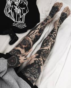 stayxclassy:Saturday ✌🏼️ #tattoo #ink
