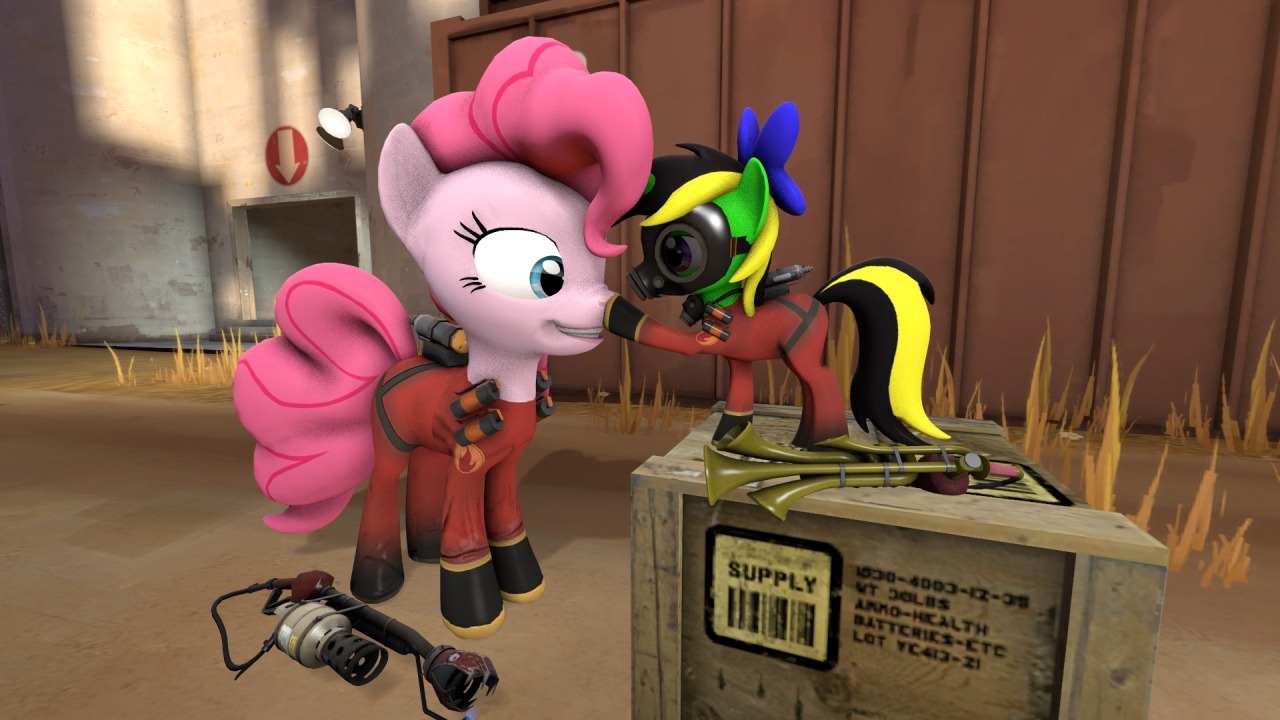 ask-the-out-buck-pony:askpinkiepyro:Pyro Jazz giving Pinkie Pyro a boop on the snout