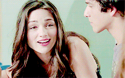 boosiebitch:  allison argent being cute. (◡‿◡✿)