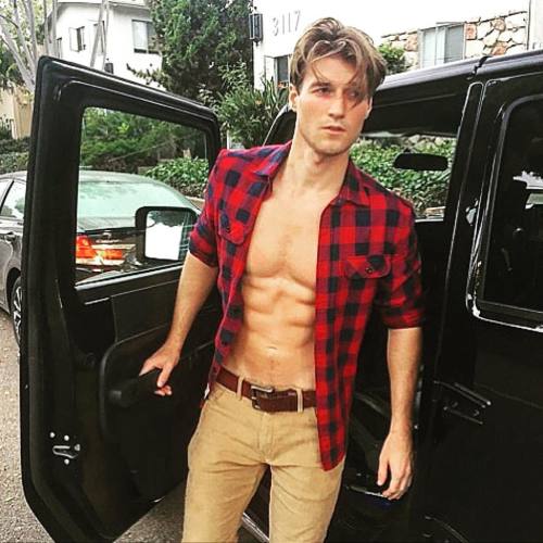 Leave it to stunner @danejohnson1 to turn something traditionally unsexy, e.g. a plaid shirt, into a