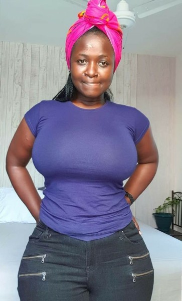 princejazziedad:DeliciouslyCurvy . Busty'Loose. DarkSkinned MamiMizz_Lixy&hellip;&hellip;&hellip;.💛🧡♥️