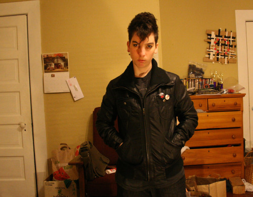 nothing-rhymes-with-grantaire: Round 1 of sort of punk! Grantaire cosplay, I guess. I’ll try b