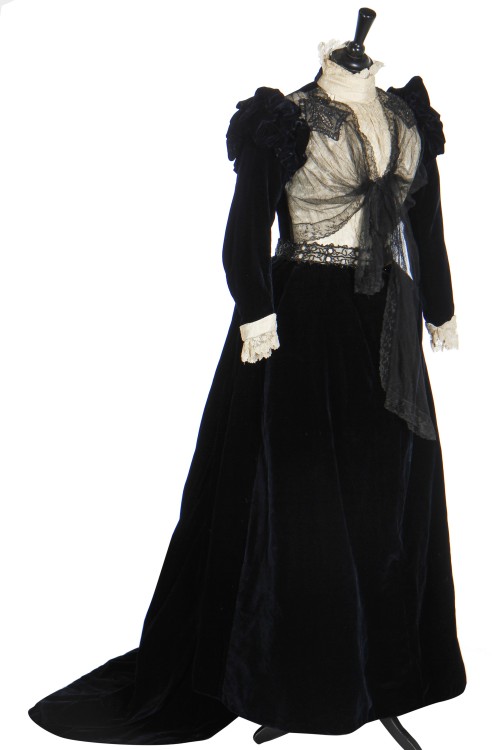 Dress ca. 1890From Kerry Taylor Auctions