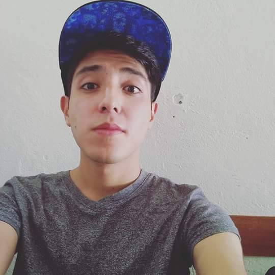 packsgaymexico:  Se llama eduardo 