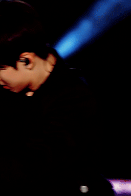 dazzlingkai:  (191013) sbs super concert ♡ eunwoo ; all night