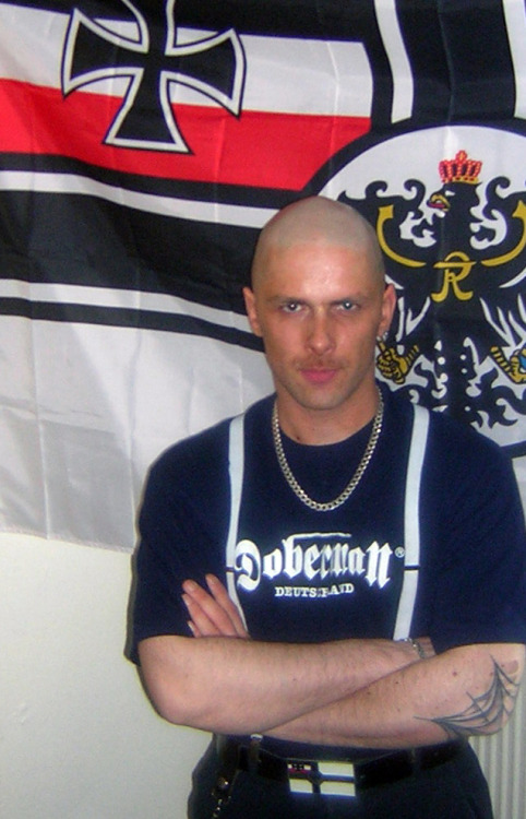 hooligans-blog:  skinheads hools 