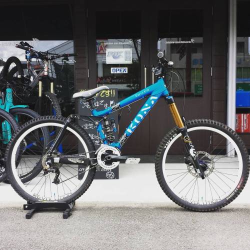 takebow-tune: 近代化改修大好きです。 KONA 2005 COILER×FOX 2015 VANRC2 こんなのが一番楽しい！ #takebowtunebikeworks #foxrac