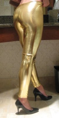 assandpants:  Gold spandex (mic)http://assandpants.tumblr.com/