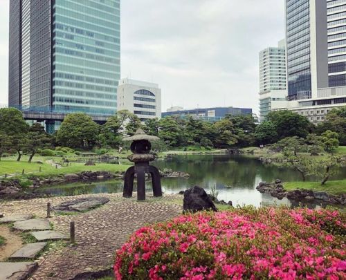 ＼おにわさん更新情報／ [ 東京都港区 ] 旧芝離宮恩賜庭園 Kyu-Shibarikyu Garden, Minato-ku, Tokyo の写真・記事を更新しました。 ――江戸幕府老中 #大久保忠