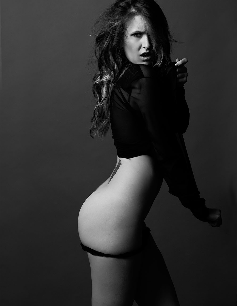 tmedia:  kristinajovanovicc:  ThrillerPhotos by Mark Wong  Follow her, my pretties.