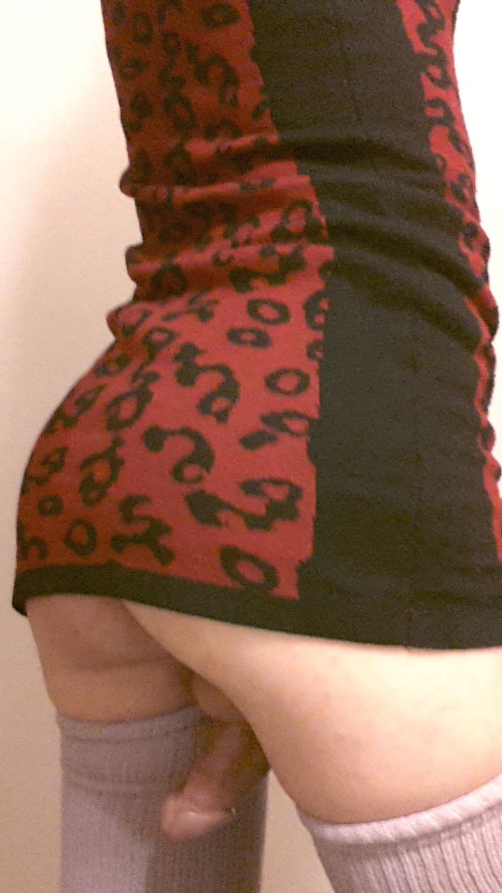 daddyswolfbrat:I don’t know how to tag gratwarden for these pics.
