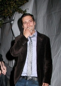 wintersoldierofmyheart:  Sebastian Stan + smoking  Bonus: