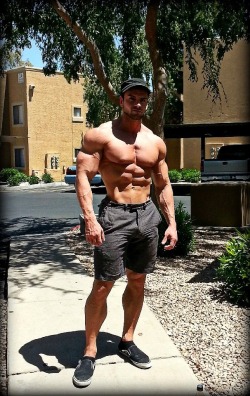 muscleworship808:  BOSS