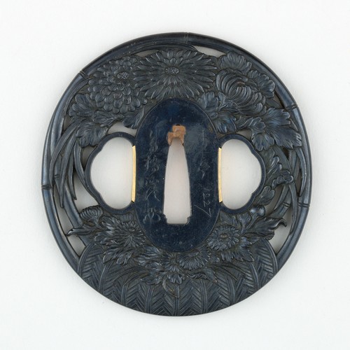 met-armsarmor:Sword Guard (Tsuba), Metropolitan Museum of Art: Arms and ArmorEdward C. Moore Collect