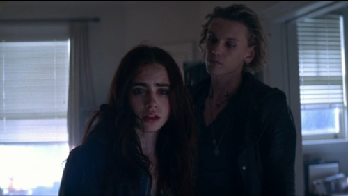 bookboyfriends:Jace: “You can’t trust anyone, even people you think you know.“Clary: “So why s