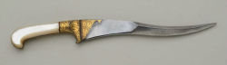 art-of-swords:  Zirah-Bouk Dagger Dated: 19th century Culture: Persian Medium: steel, pearl, gold Measurements: overall lenght 12 inches (30.48cm); blade lenght 8 inches (20.32cm) Source: Copyright © 2016 iCollector 