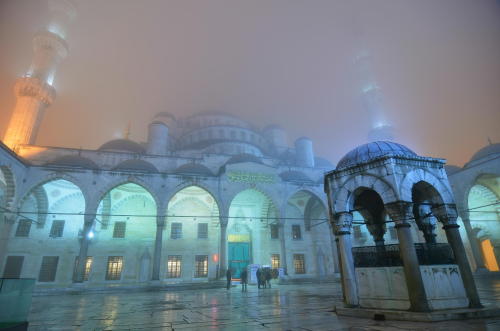 ahguzelistanbul:İstanbul By Ulziisaikhan Olonbayar