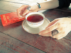 Tea-Fiend:  There Has Been A Serious Lack Of Tea On My Blog As Of Late. Here Is This