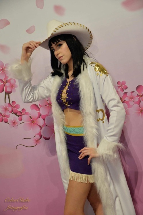 katsurap-dayo:Finally cosplayed Nico Robin - Miss All Sunday version and loved it so much I wanted t