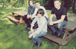 all-theprettymonkeys:   34-35/100 pic of Arctic Monkeys  
