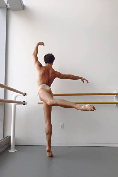 dance-world:Rhys Kosakowski 