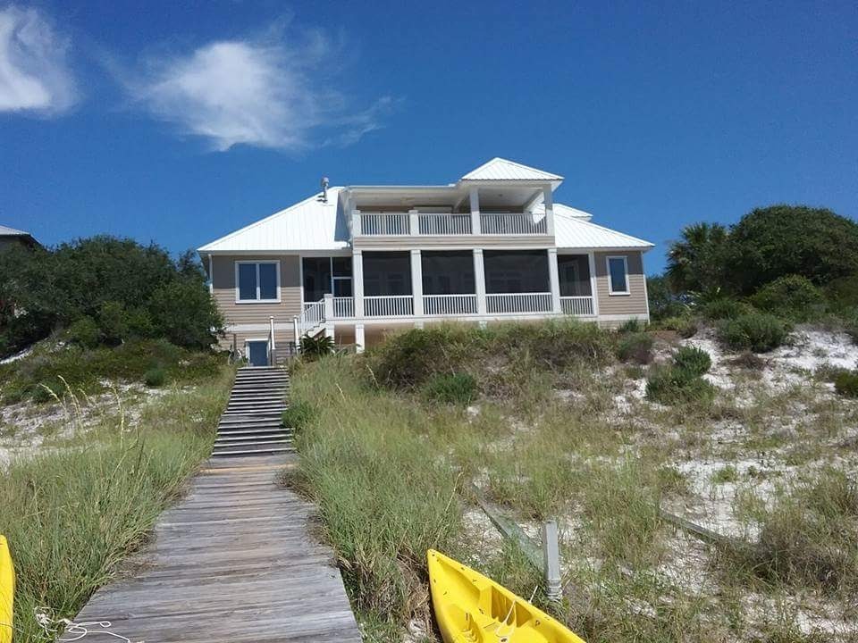 Just got back from spending a long weekend on the Gulf Shore at Jen’s family reunion. 