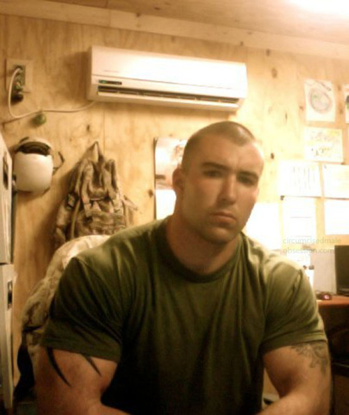 hyper-masculine:    ► HYPER-MASCULINE ♂ ◄ [page]♂ ♂♦ Hyper-Masculine ARCHIVE ♦ [all pics]    