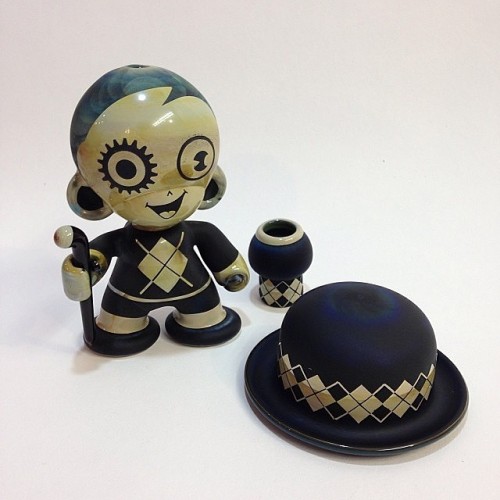 &ldquo;A Clockwork Argyle&rdquo; Coyle x Slinger Head Shop Girl