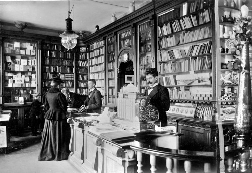 debris-de-reves:Bookstore in Naestved, Denmark ,1899.