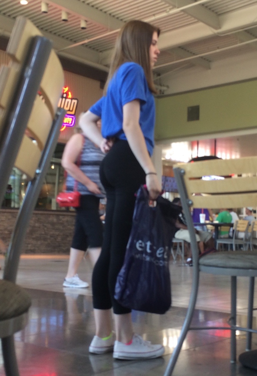 illegalanal:  Young yoga pants ass